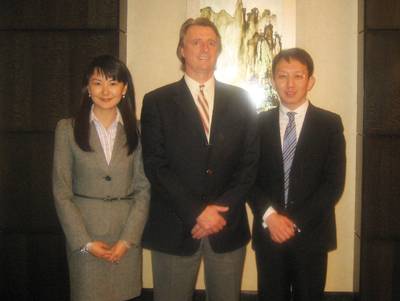 09年10月：鲲鹏高层会晤美国宾州政府官员 