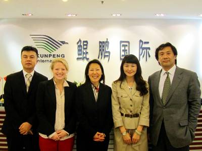 12年10月：美国一流律师行Miller Mayer合伙人、著名律师Carolyn lee女士访问鲲鹏 