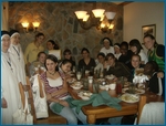 Good-bye dinner for senior boarding students